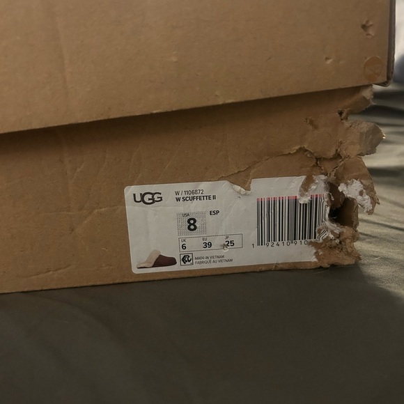 UGG Sheepskin Suede Slippers - Picture 7 of 7